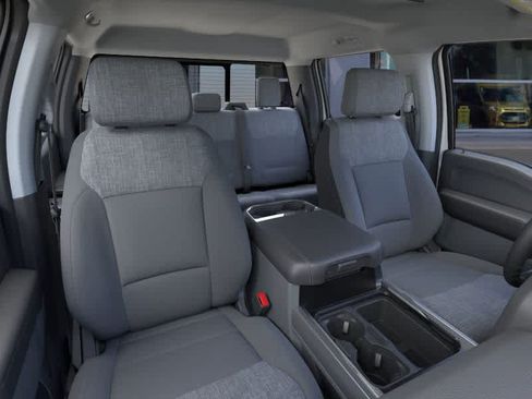 New 2026 Ford F250 XLT w/ XLT Premium Package AWD/4WD image 10