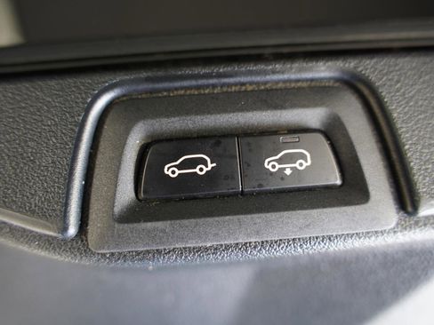 Used 2023 BMW X5 xDrive45e w/ Executive Package image 37