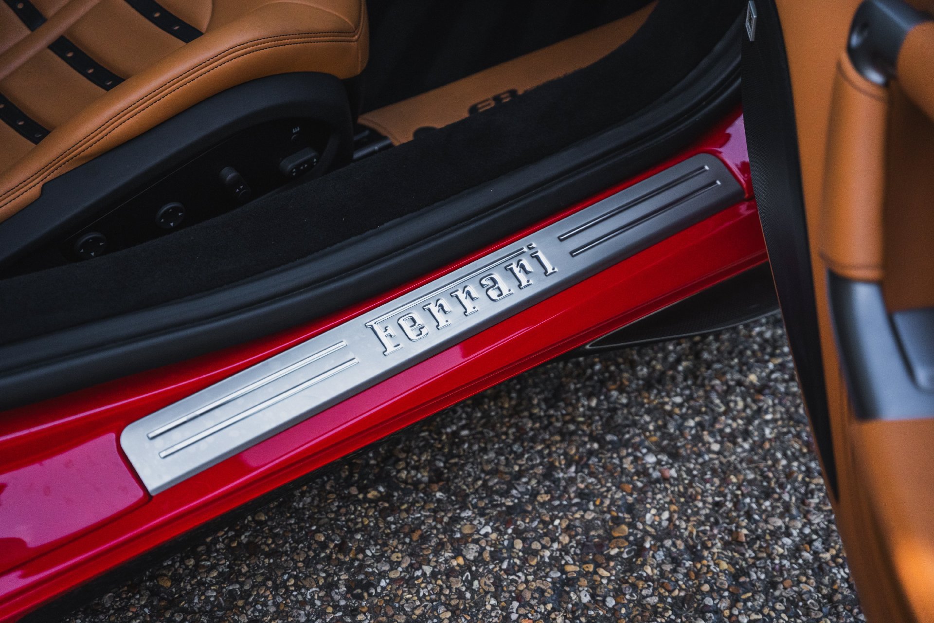 Used 2021 Ferrari F8 Tributo RWD image 53