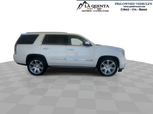 Used 2015 Cadillac Escalade Premium RWD image 9