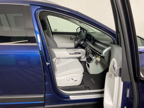 New 2026 Hyundai Ioniq 9 SE image 37