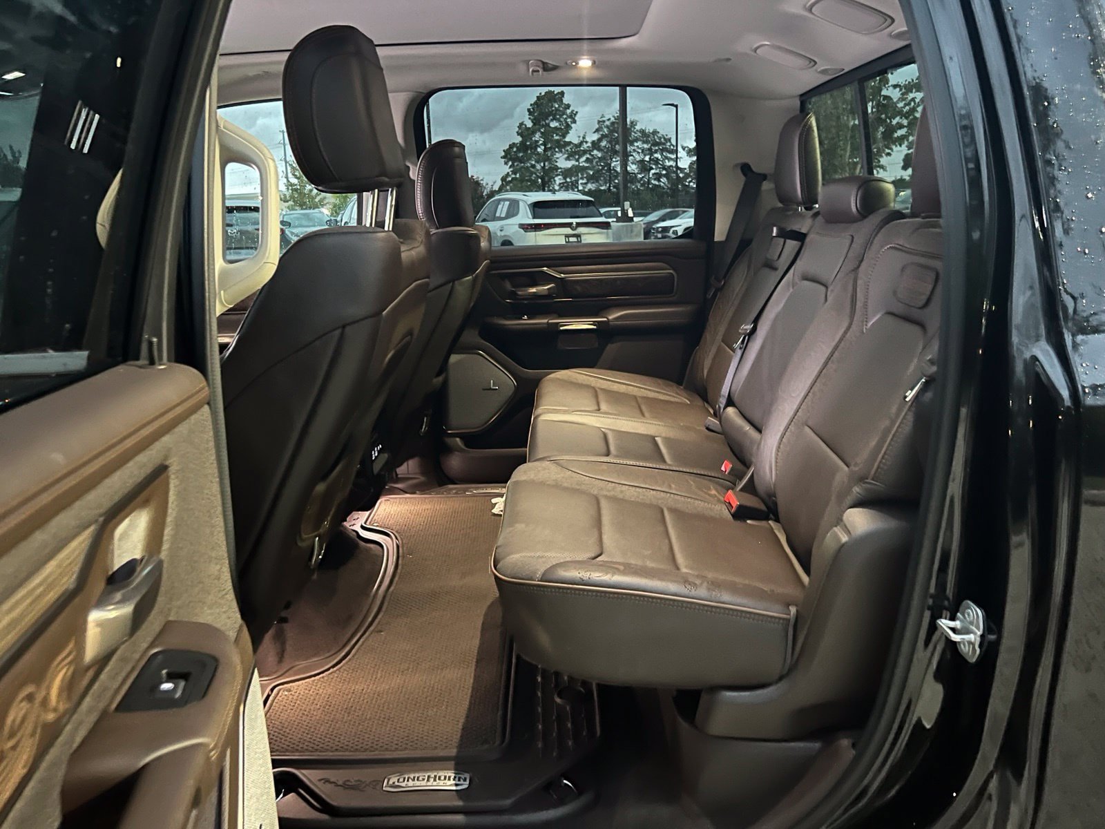 Used 2025 RAM 1500 Limited AWD/4WD image 18