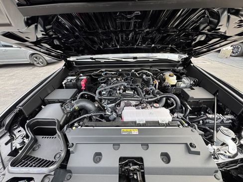 New 2025 Toyota Tacoma SR5 image 30