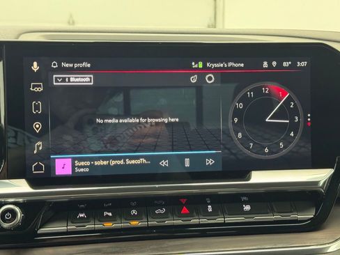 Used 2024 GMC Sierra 1500 SLT w/ SLT Premium Plus Package AWD/4WD image 23