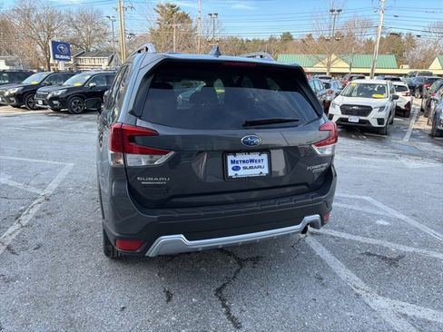 Used 2023 Subaru Forester Touring image 7