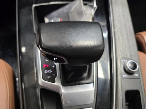 Used 2021 Audi A4 2.0T Premium w/ Convenience Package AWD/4WD image 18
