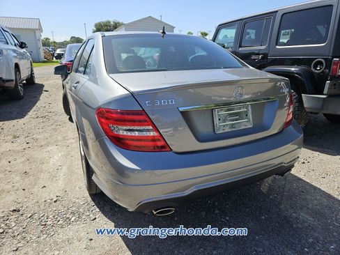 Used 2013 Mercedes-Benz C 300 4MATIC Sedan image 8
