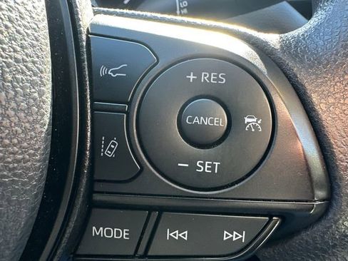 Used 2024 Toyota RAV4 LE image 29