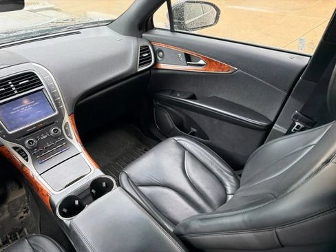 Used 2020 Lincoln Nautilus Reserve w/ Equipment Group 201A AWD/4WD image 21