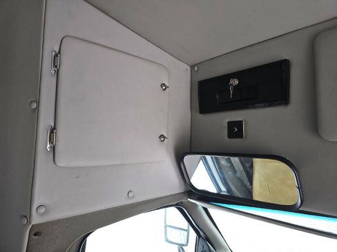 Used 2011 Ford E-450 and Econoline 450 Super Duty w/ Shuttle Bus Prep Pkg image 17