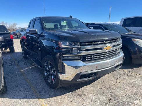 Used 2020 Chevrolet Silverado 1500 LT w/ Trailering Package image 1