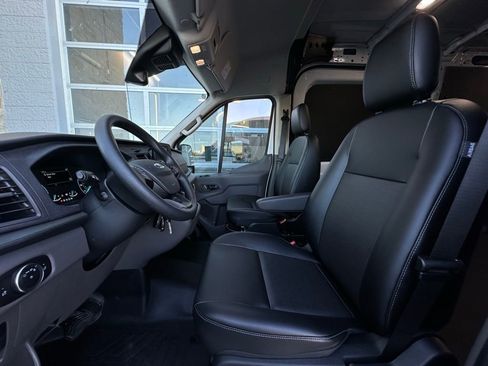 New 2025 Ford Transit 250 148 Medium Roof w/ Load Area Protection Package image 30