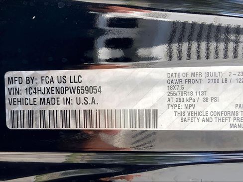 Used 2023 Jeep Wrangler Sahara image 36