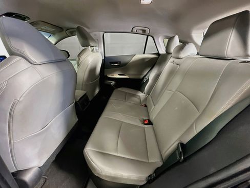 Used 2021 Toyota Venza XLE w/ Softex Package AWD/4WD image 27