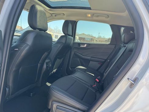 New 2025 Ford Escape SE w/ Class II Trailer Tow Package image 7