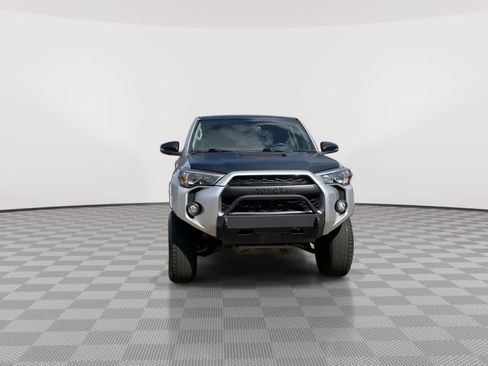 Used 2016 Toyota 4Runner Trail Premium AWD/4WD image 3