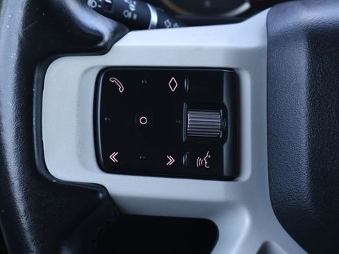 Used 2023 Land Rover Defender 110 X-Dynamic SE image 26