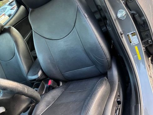 Used 2013 Hyundai Elantra Limited FWD image 16