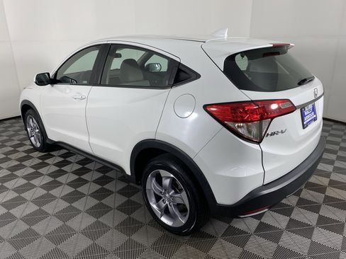 Used 2022 Honda HR-V LX image 8