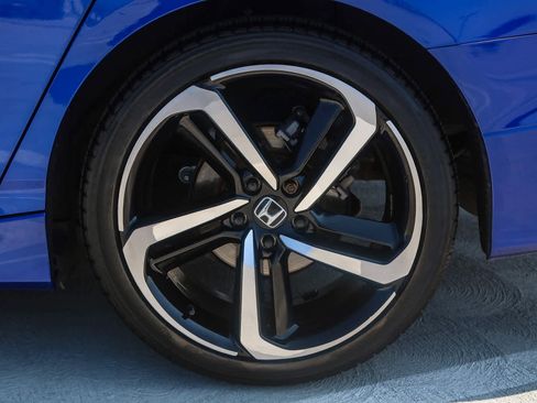 Used 2021 Honda Accord Sport image 10