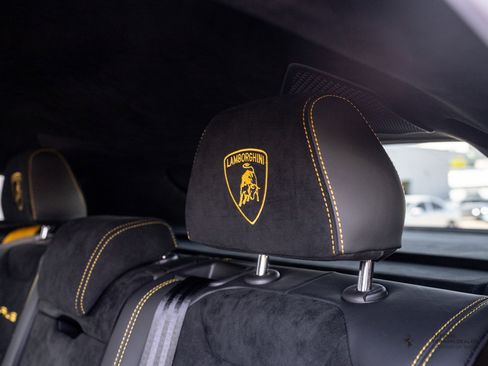 Used 2024 Lamborghini Urus Performante image 27