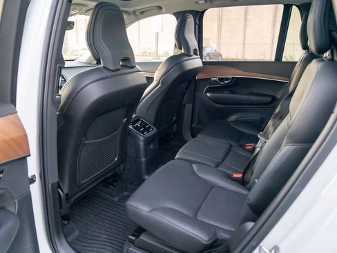 Used 2024 Volvo XC90 T8 Plus w/ Protection Package Premier image 21