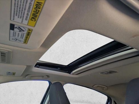 Used 2021 Honda HR-V EX image 16