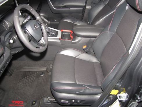 Used 2021 Toyota RAV4 TRD Off-Road w/ TRD Off-Road Weather Package AWD/4WD image 10