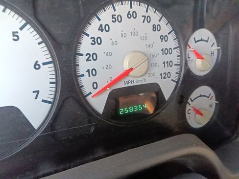 Used 2006 Dodge Ram 1500 Truck SLT image 11