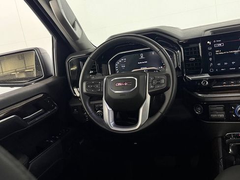 Used 2024 GMC Sierra 1500 Elevation w/ Elevation Premium Package AWD/4WD image 14