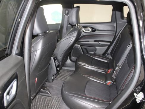 Used 2024 Jeep Compass Trailhawk image 22