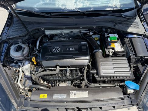 Used 2016 Volkswagen GTI Autobahn w/ Lighting Package (SEL) FWD image 3