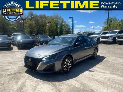 Used 2024 Nissan Altima 2.5 SV
