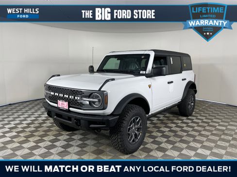 New 2025 Ford Bronco Badlands image 1