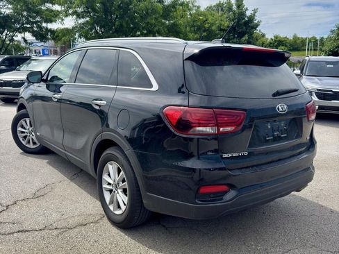 Used 2020 Kia Sorento LX w/ LX I4 Convenience Package AWD/4WD image 3