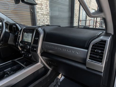 Used 2018 Ford F250 Lariat w/ Lariat Ultimate Package image 34