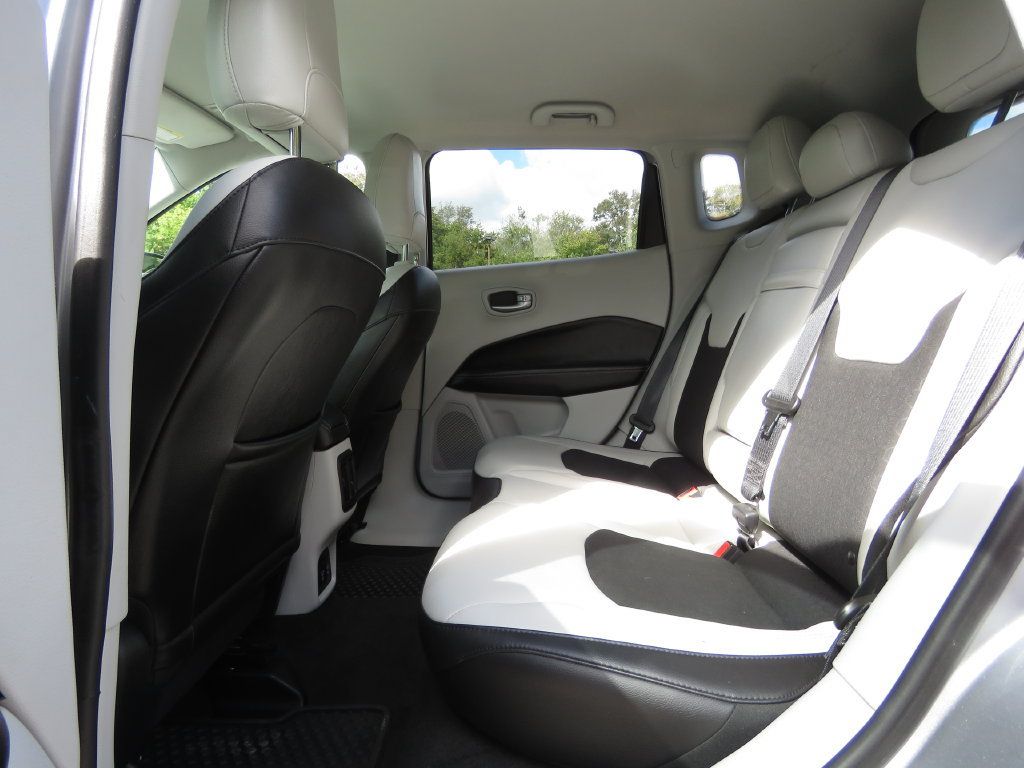 Used 2018 Jeep Compass Latitude w/ Popular Equipment Group AWD/4WD image 19