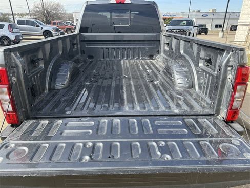 Certified 2022 Ford F350 XLT image 27