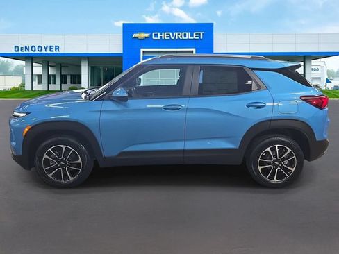 New 2026 Chevrolet TrailBlazer LT w/ LT Cold Weather Package AWD/4WD image 9
