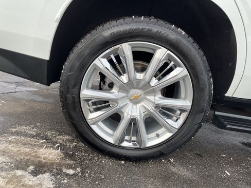 Used 2023 Chevrolet Tahoe High Country w/ LPO, Illumination Package image 11