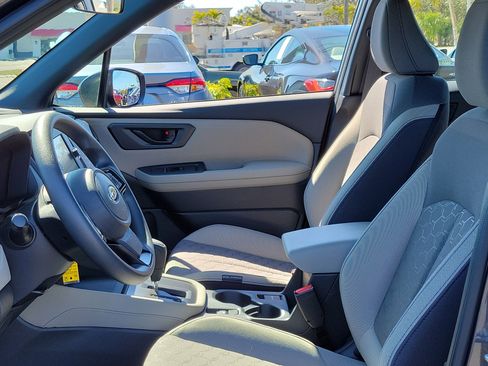 Certified 2025 Subaru Forester image 23