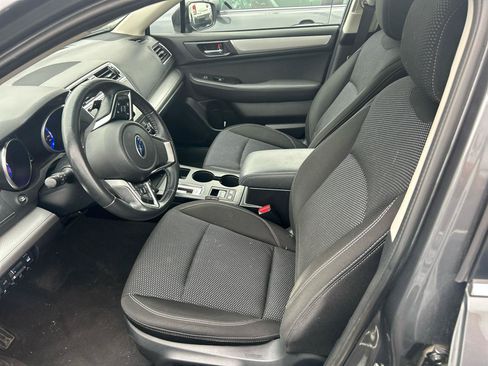 Used 2018 Subaru Outback 2.5i Premium AWD/4WD image 9