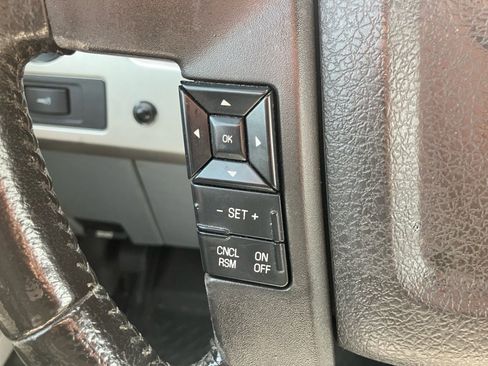 Used 2013 Ford F150 Lariat image 23