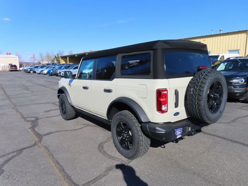 New 2025 Ford Bronco Big Bend w/ Black Diamond Package image 6