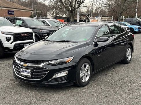 New 2025 Chevrolet Malibu LS image 5