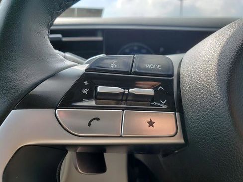 Used 2024 Hyundai Tucson Limited image 22