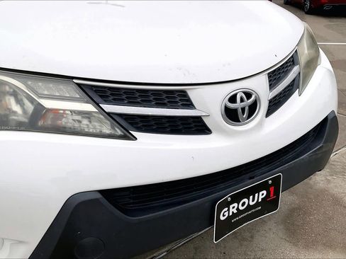 Used 2014 Toyota RAV4 XLE image 27