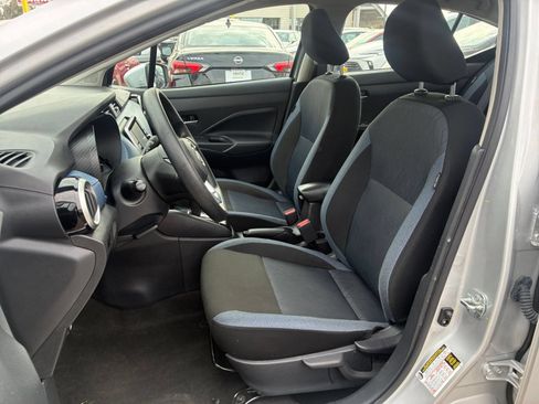 Used 2025 Nissan Versa SV FWD image 20