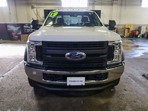Used 2019 Ford F550 4x4 Regular Cab Super Duty image 2