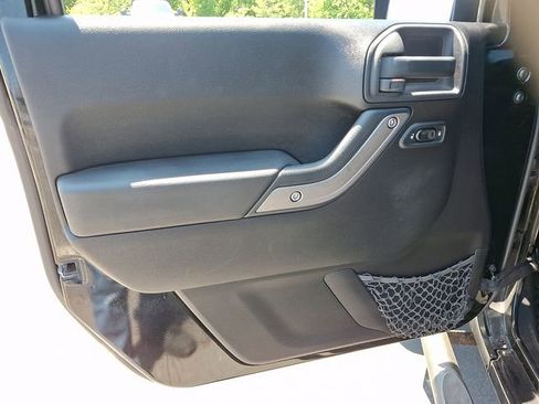 Used 2011 Jeep Wrangler Sport AWD/4WD image 12